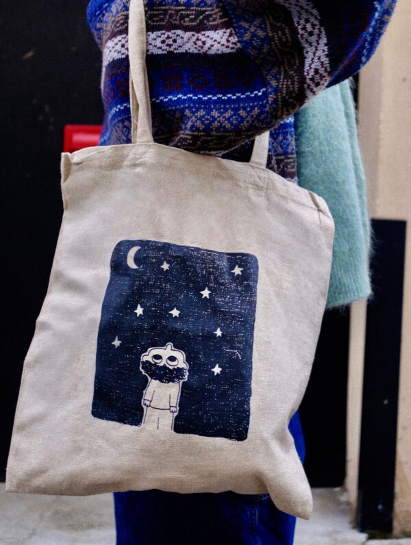 Tote bag